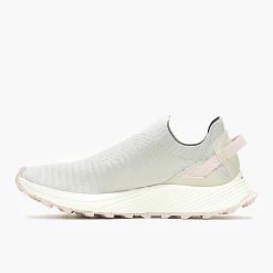 Merrell Women's Embark Moc Shoe -Merrell Sales Store 10561459x1012236 vAlt1