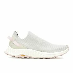 Merrell Women's Embark Moc Shoe